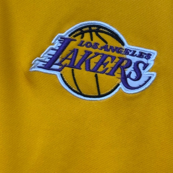 Authentic Men’s Lakers Long Sleeve Top
Majestic Athletic brand - Picture 5 of 6